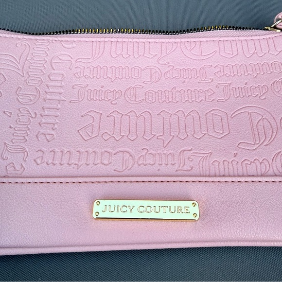 Juicy Couture Pink Debossed Monogram Wristlet Y2K Style EUC Barbiecore Baby Pink - Picture 2 of 7